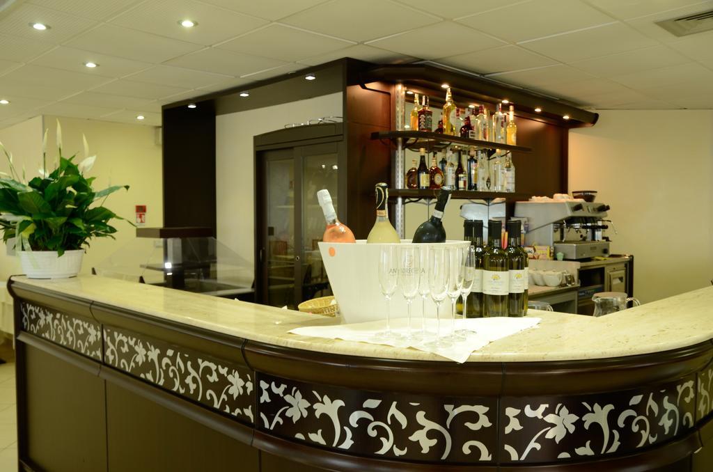 Hotel Lido Mazzini Loano Esterno foto