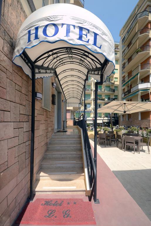 Hotel Lido Mazzini Loano Esterno foto