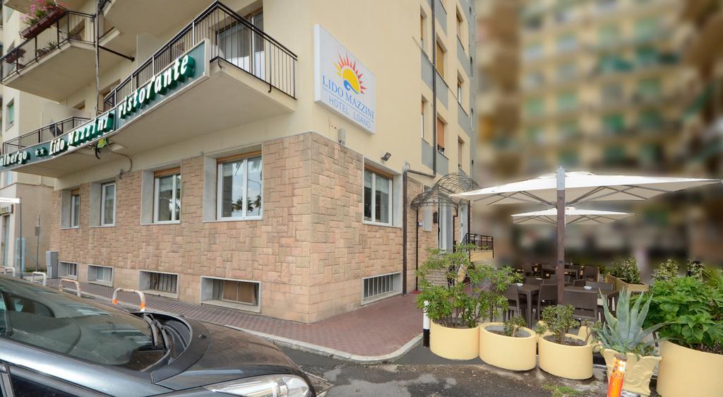Hotel Lido Mazzini Loano Esterno foto