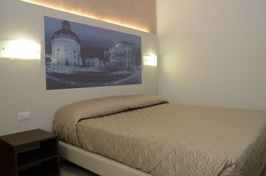 Hotel Lido Mazzini Loano Camera foto