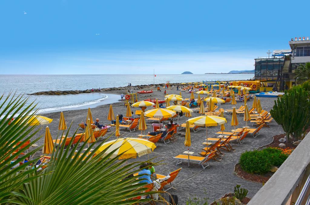 Hotel Lido Mazzini Loano Esterno foto